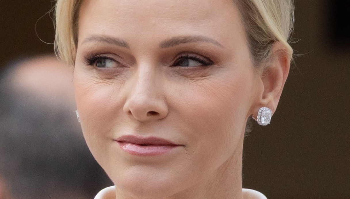 charlene di monaco il suo tailleur 232 tutto ci242 di cui abbiamo bisogno questo autunno da Dilei.it charlene di monaco il suo tailleur 232 tutto ci242 di cui abbiamo bisogno questo autunno