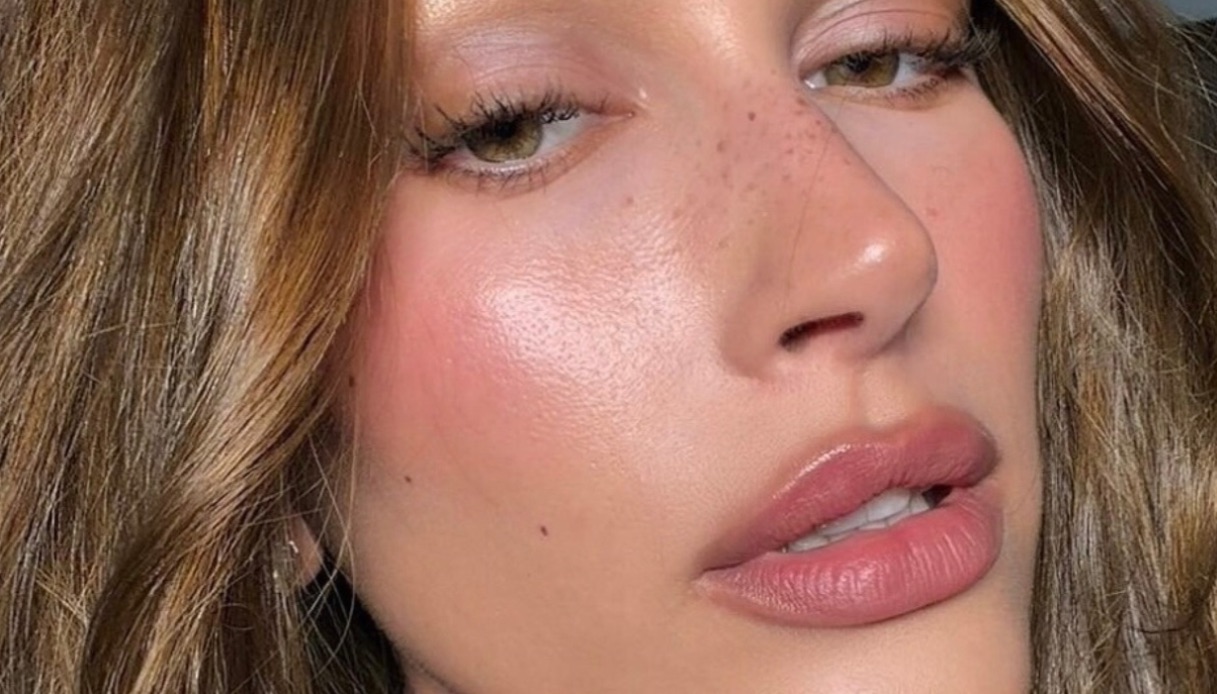 la lip combo di rhode versione low cost che ho provato e che mi ha fatto sentire hailey bieber da Dilei.it la lip combo di rhode versione low cost che ho provato e che mi ha fatto sentire hailey bieber