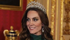 Kate Middleton, il look da favola per il Sultano dell’Oman