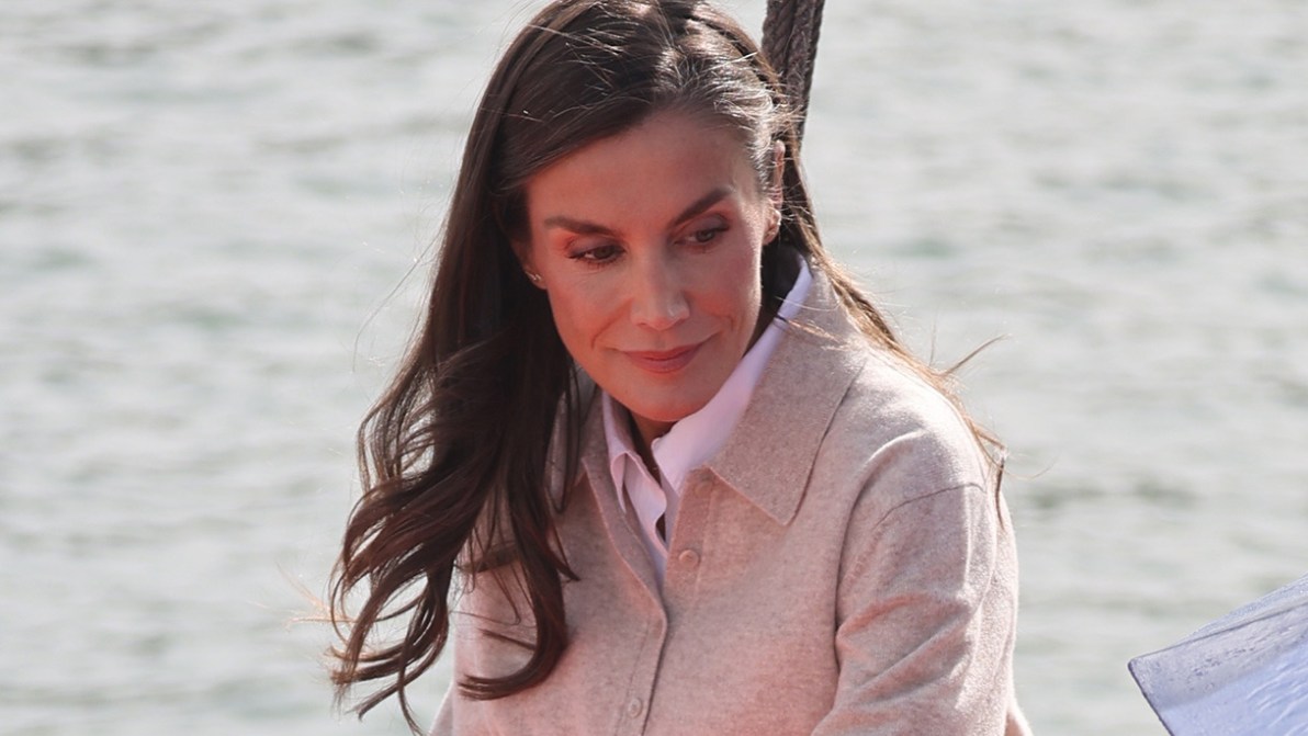 Letizia di Spagna, incidente in mare: rovinosa caduta in barca