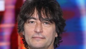 “Non mi sento in colpa”: la verità di Simone Annicchiarico a Verissimo dopo la squalifica al GF Vip